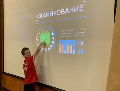 Экспедиция маяковцев на КвадроЗемлю Интернета