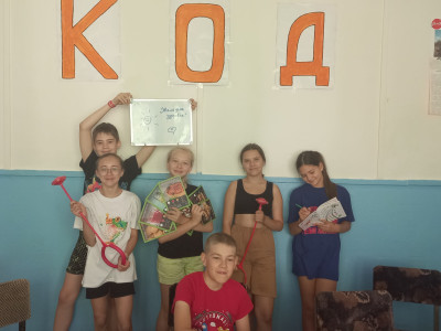 Герои "Железнодорожной игротеки" и "Железного здоровья"