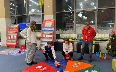 ТИН-КЛУБ НА ЛЕНИНГРАДСКОМ ВОКЗАЛЕ