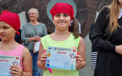 СЧАСТЛИВЫЕ УЛЫБКИ ЮНЫХ КВАДРОНАВТОВ!