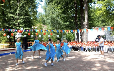 ZOZH-путешественники поздравляли ДОЛ &laquo;Орленок&raquo; с юбилеем!!!