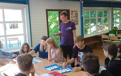 Наш тренер - Иван Дорогов