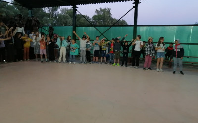 Мы поем сегодня песни!