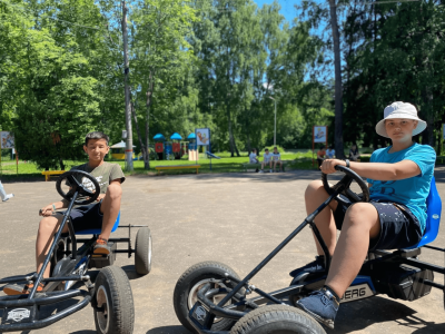  самое любимое место в лагере &laquo;Магистраль&raquo; у детей- это несомненно СПОРТШТАБ, и его площадка! В это место всегда бегут дети! В этом месте всегда много ребят, играют в настольный теннис, бильярд, шашки, занимаются на тренажерах и не только)! 