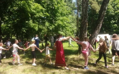 Давайте познакомимся! МБУ ОК "Ласточка"р.п.Базарный Карабулак Саратовской области.