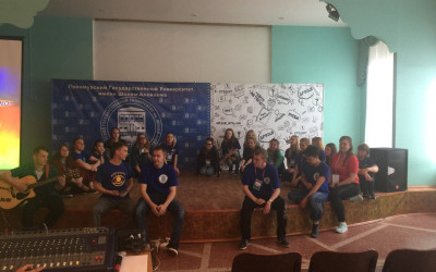 ДАВАЙТЕ ЗНАКОМИТЬСЯ!  ДОЛ "АЛЫЕ ПАРУСА" ПРИВЕТСТВУЕТ ВАС!