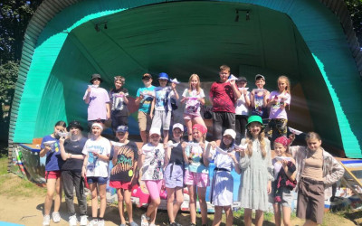 ДАВАЙТЕ ЗНАКОМИТЬСЯ!  ДОЛ "АЛЫЕ ПАРУСА" ПРИВЕТСТВУЕТ ВАС!