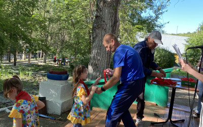 Проводники ЖИ поздравляют всех с День физкультурника!