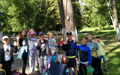 Давайте познакомимся! МБУ ОК "Ласточка"р.п.Базарный Карабулак Саратовской области.