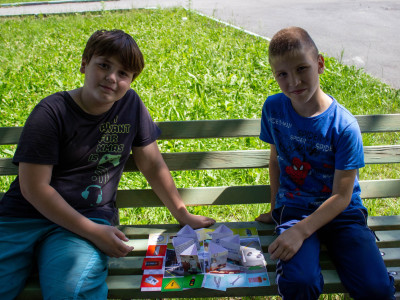 Лазуриты и игры от "Железнодорожной игротеки"