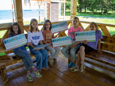 Лазуриты и игры от "Железнодорожной игротеки"