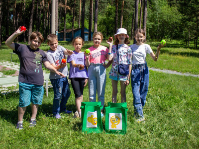 Лазуриты и игры от "Железнодорожной игротеки"